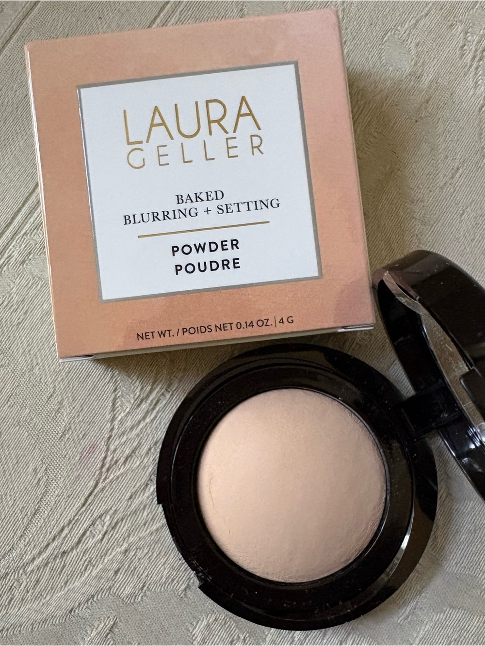 Laura Geller Baked Blurring + Setting Powder in Porcelain to Fair BNIB